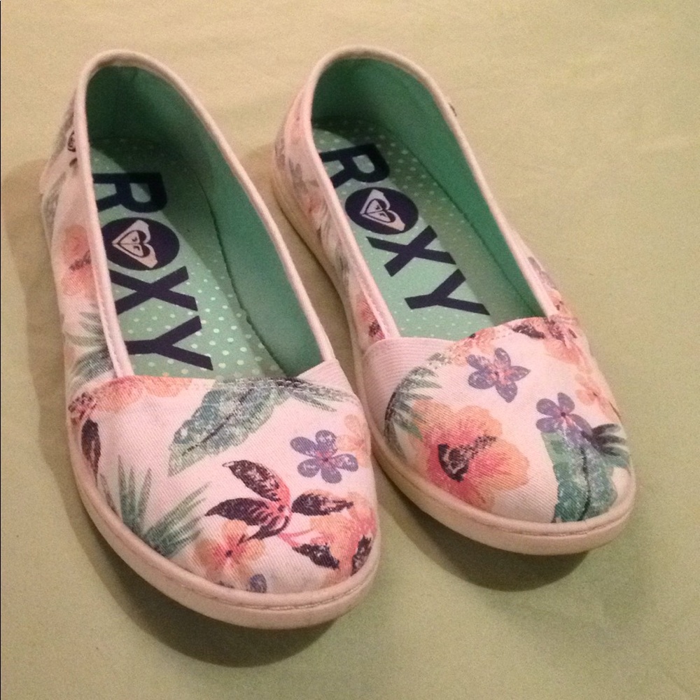 Roxy slip on shoes